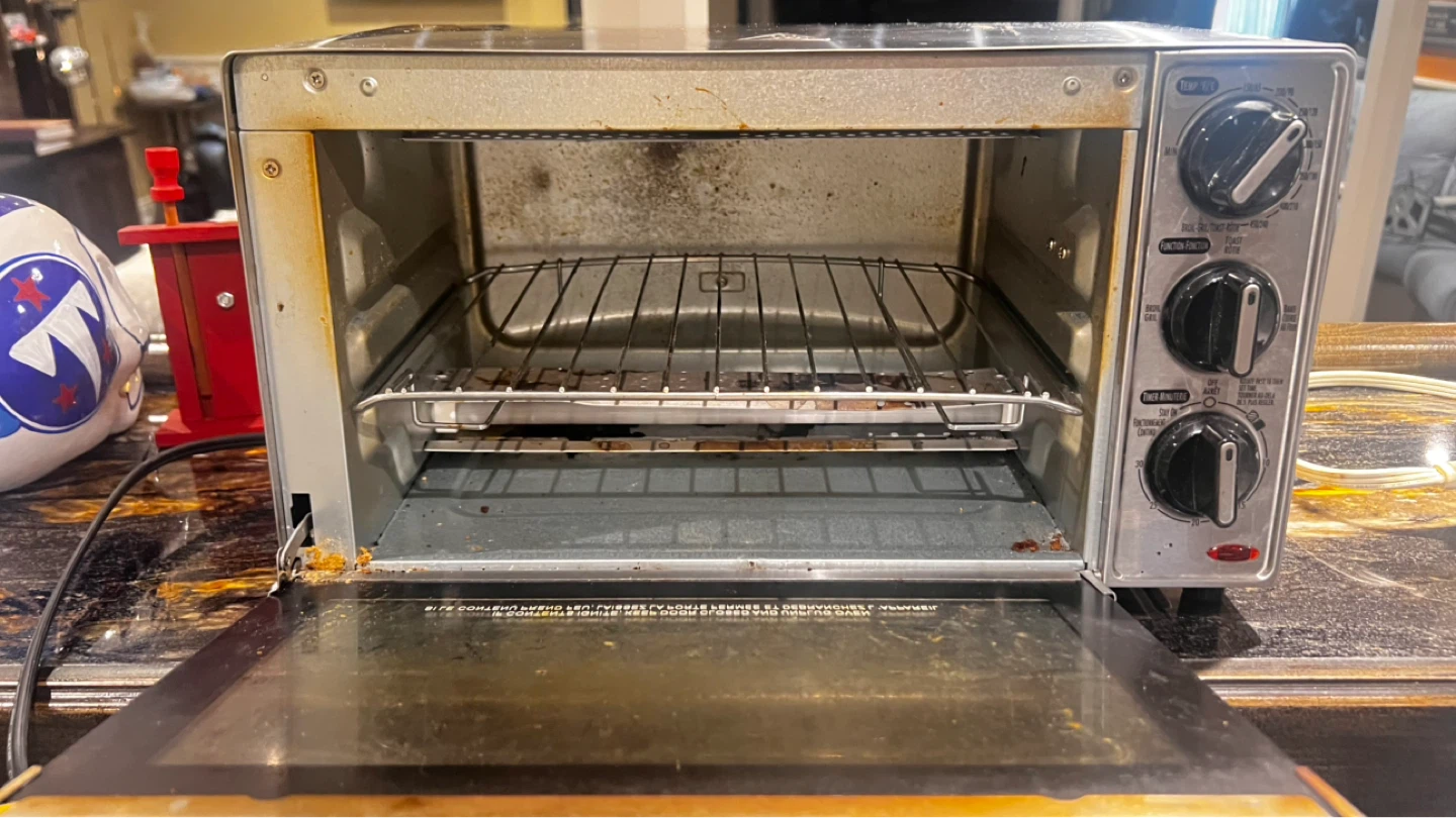 Hamilton Beach Toaster Oven - photo 2