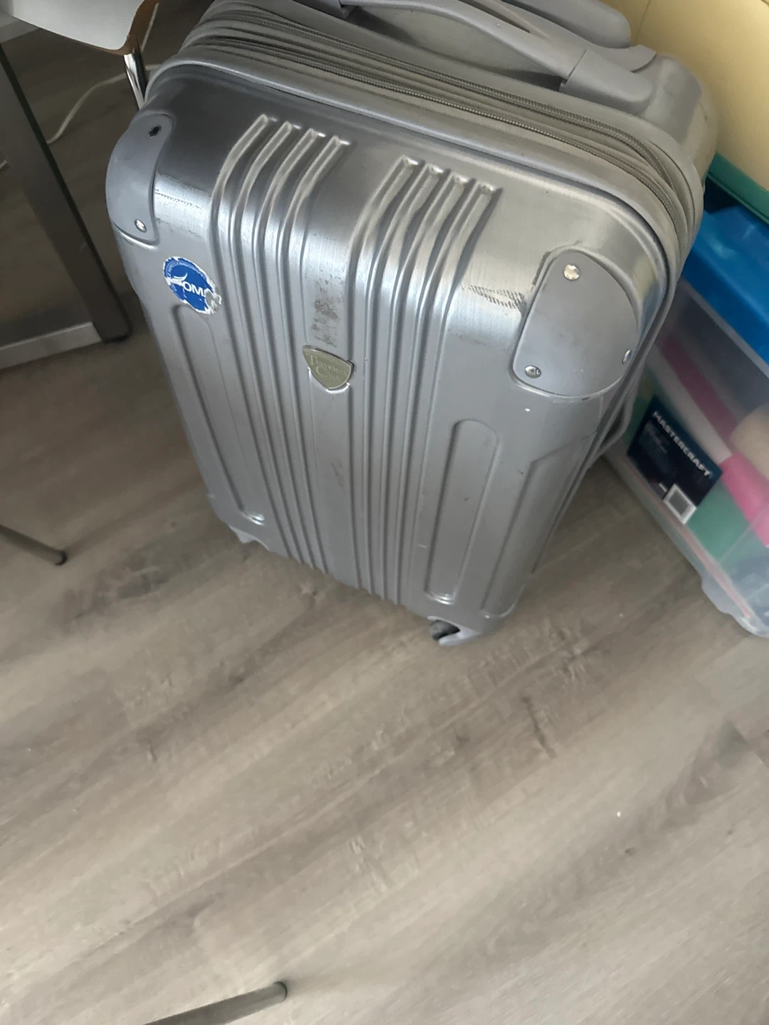 Traveler's Club Silver Hardside Spinner Luggage