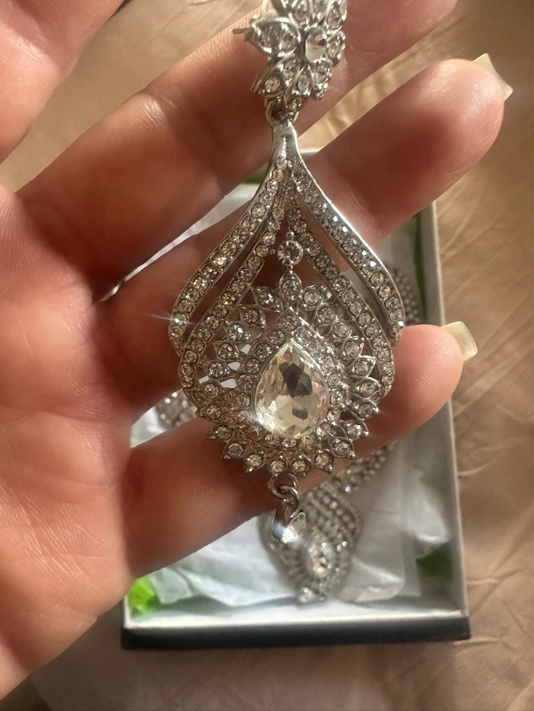Brand new Rhinestone Necklace and Earring Set - photo 2