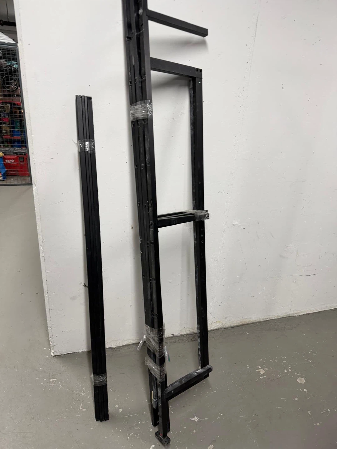 Unassembled Queen Metal Bed Frame - photo 3