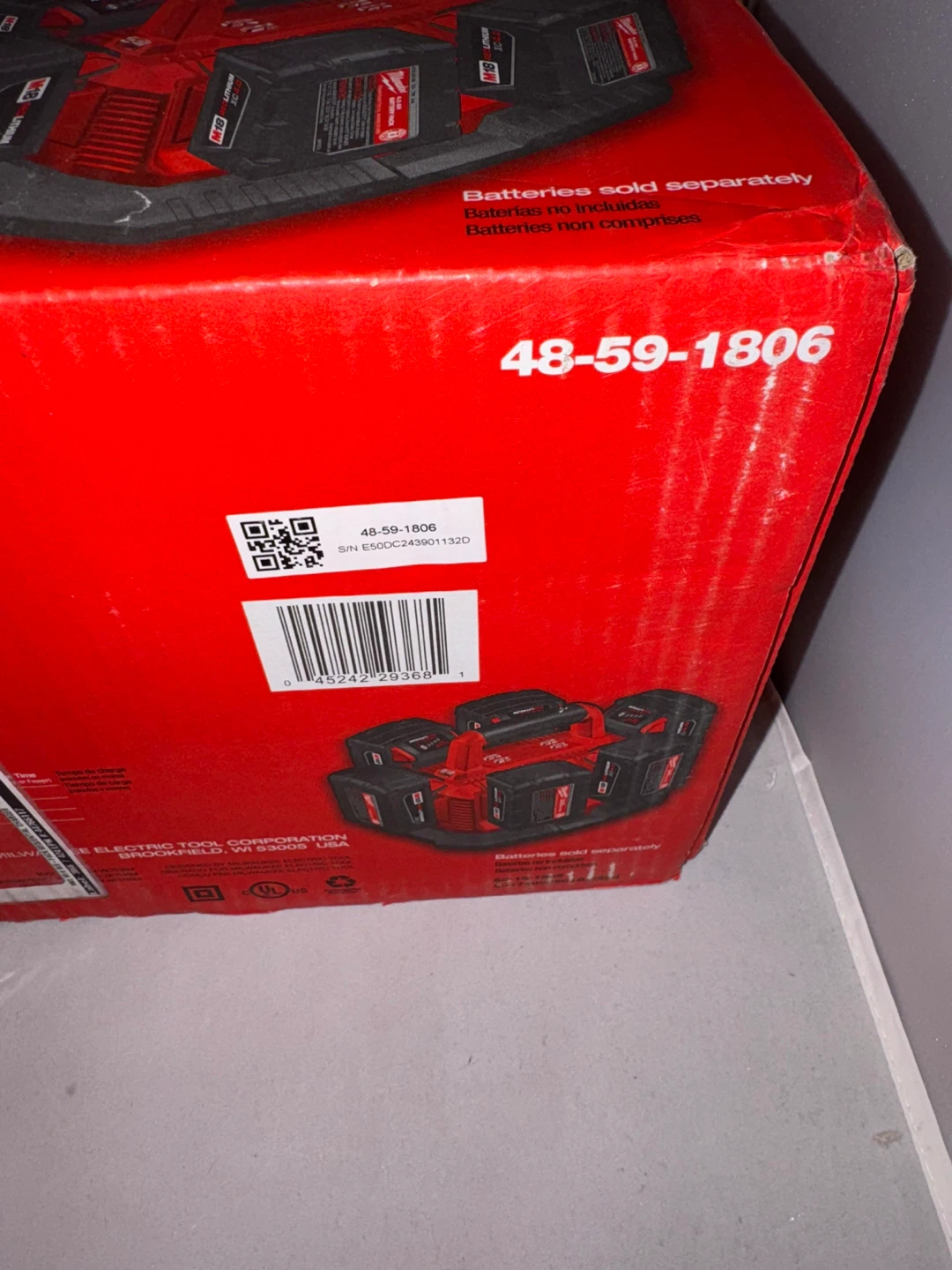 Milwaukee M18 Six-Pack Sequential Fast Charger 48-59-1806 - photo 4