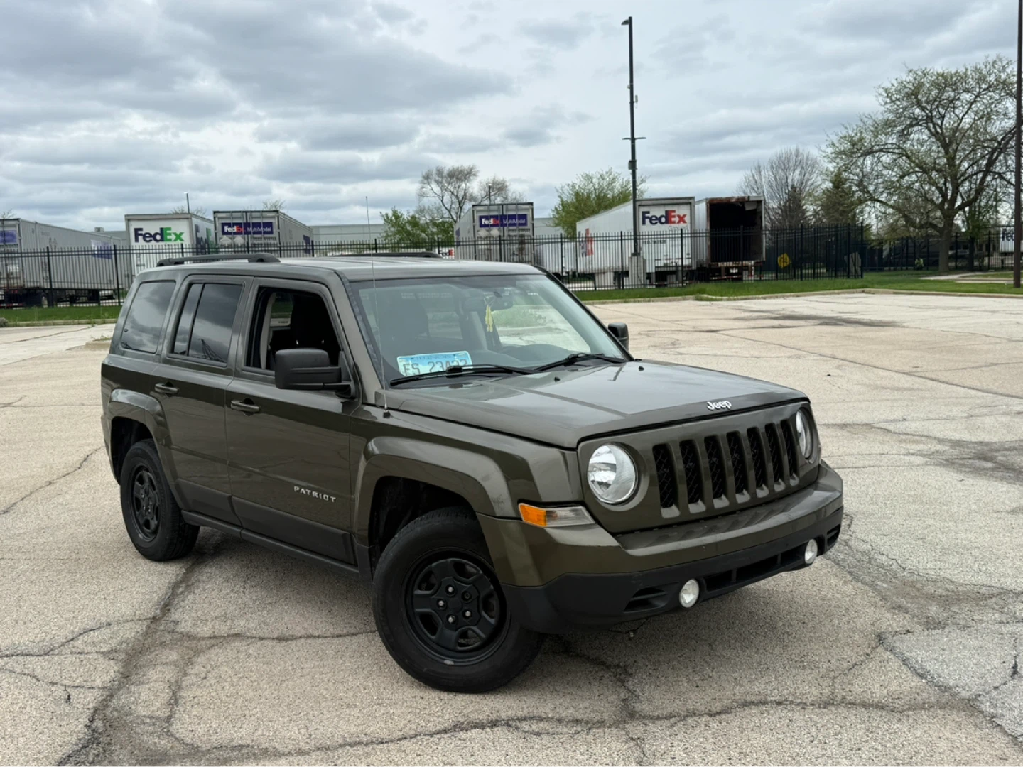 Jeep Patriot SUV - photo 2