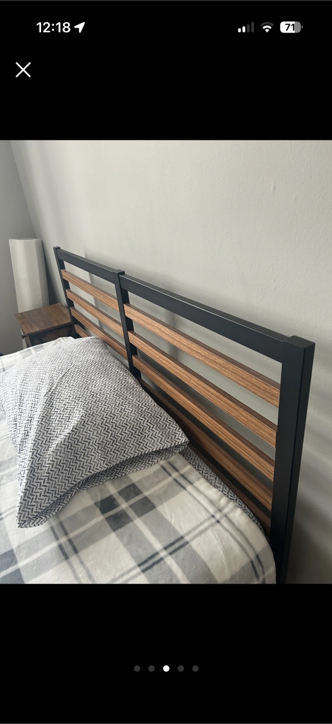 Full size wood and metal bed with mattress - photo 2