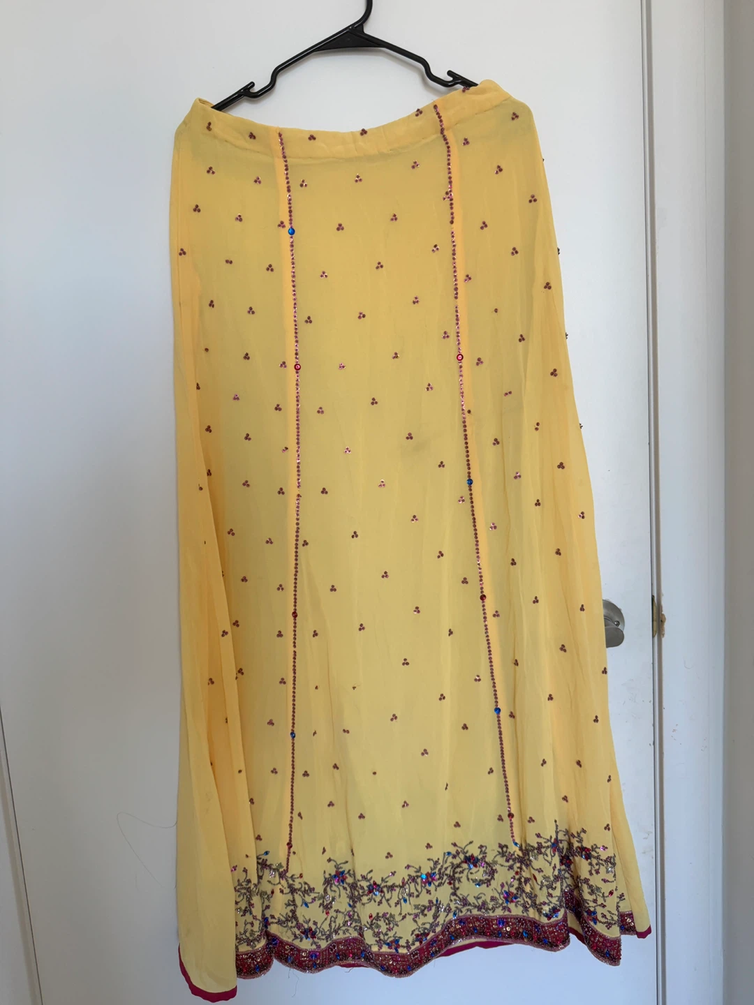 Yellow Beaded Choli Top and Skirt Set - photo 3