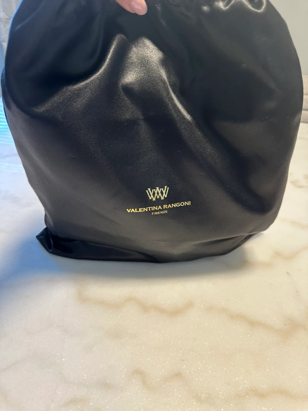 Valentino Garavani Black Leather Bucket Bag - photo 2