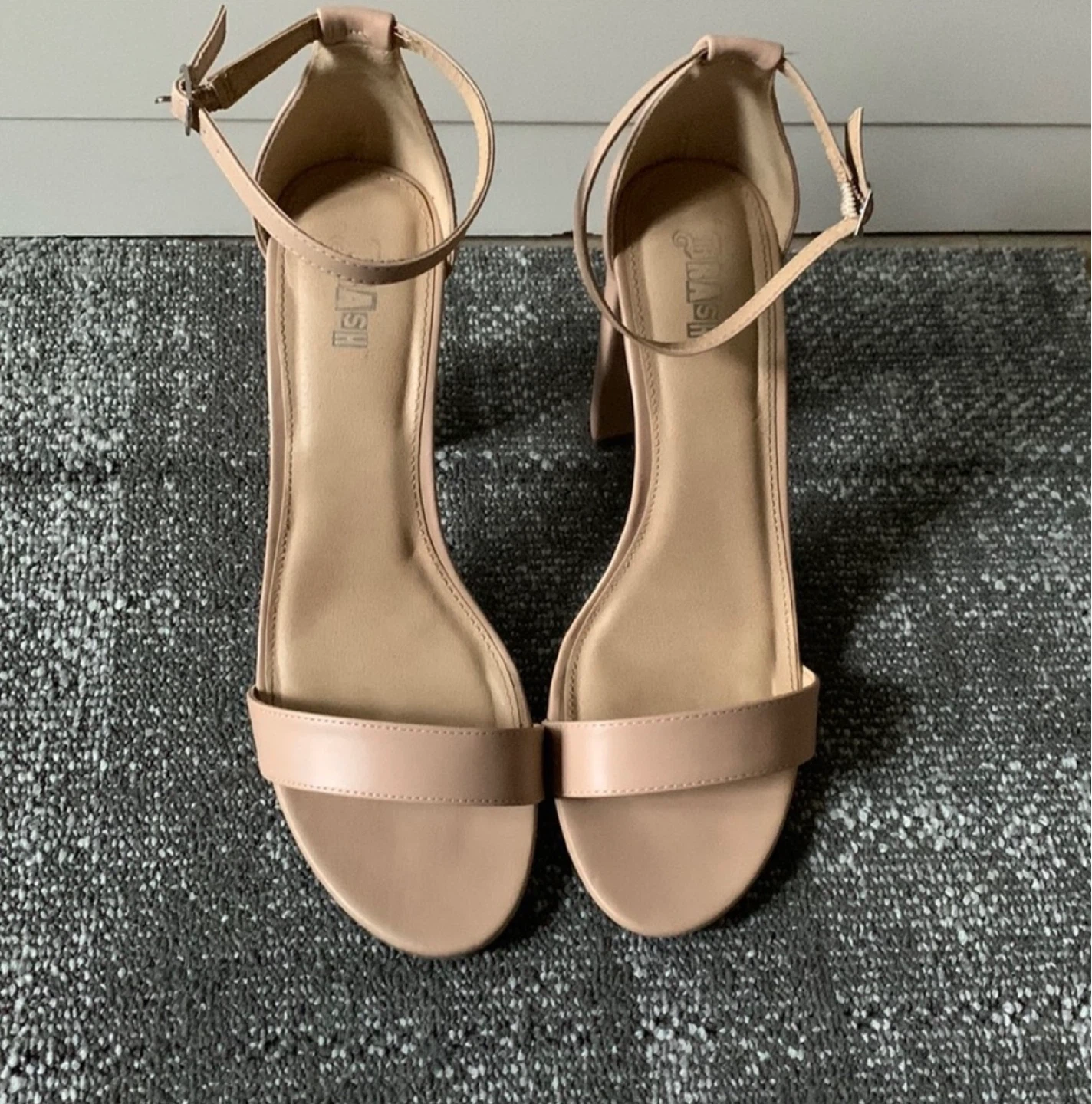 MOVING SALE - BRASH HOUSTON BLOCK HEEL SANDALS - photo 2