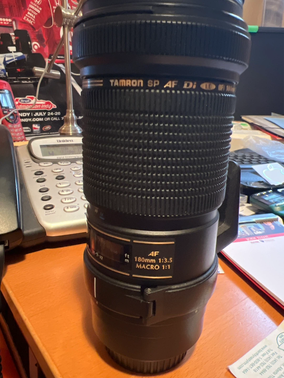Tamron SP AF Di 180mm f/3.5 Macro 1:1 Lens