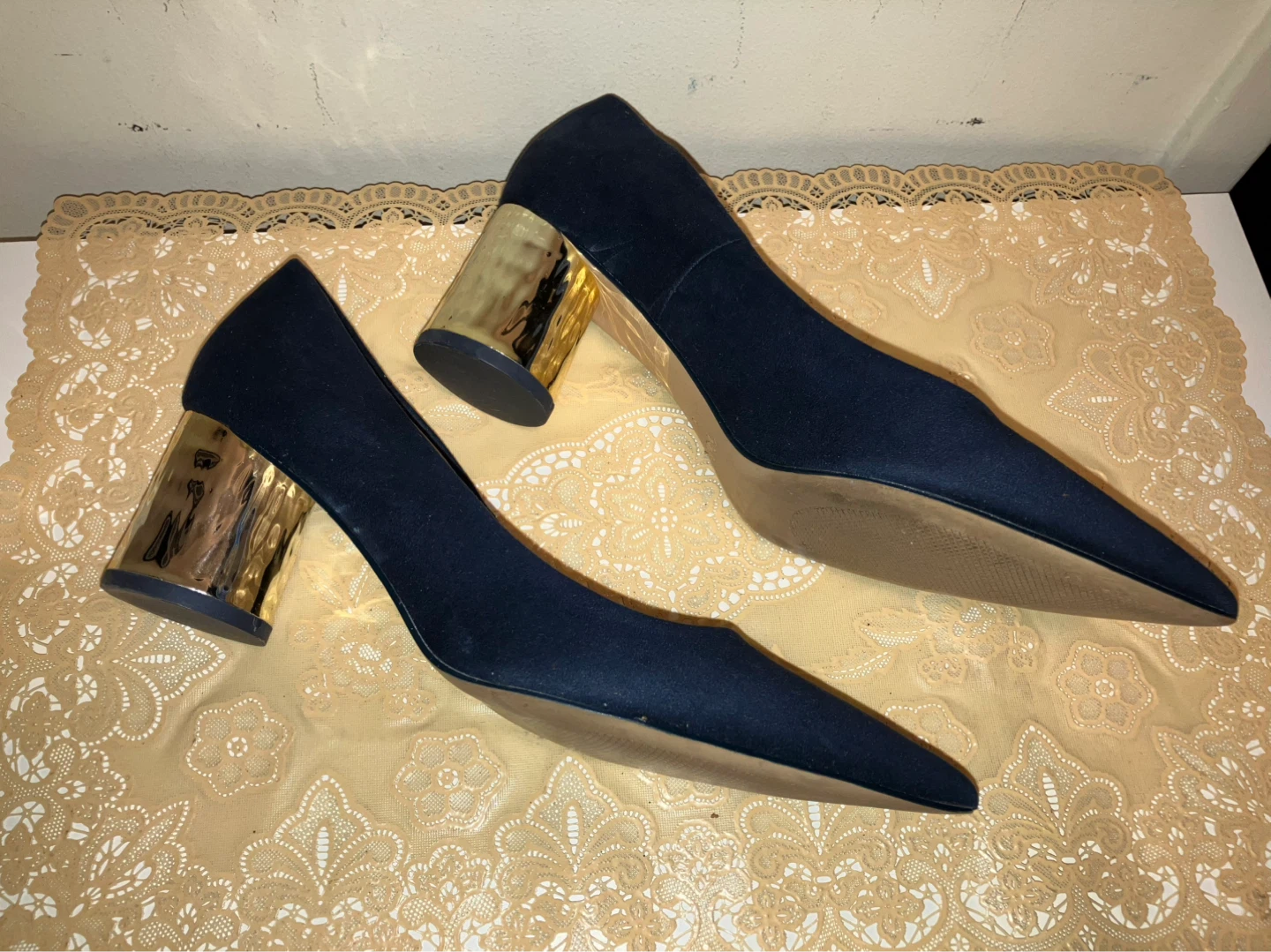 Zara Basic Collection Navy Suede Block Heels Size 38 - photo 2