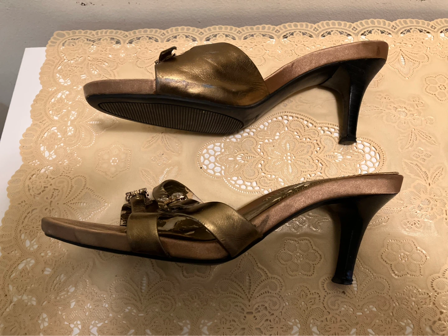 Nine West Gold Embellished Heeled Mules Size 6M - photo 2