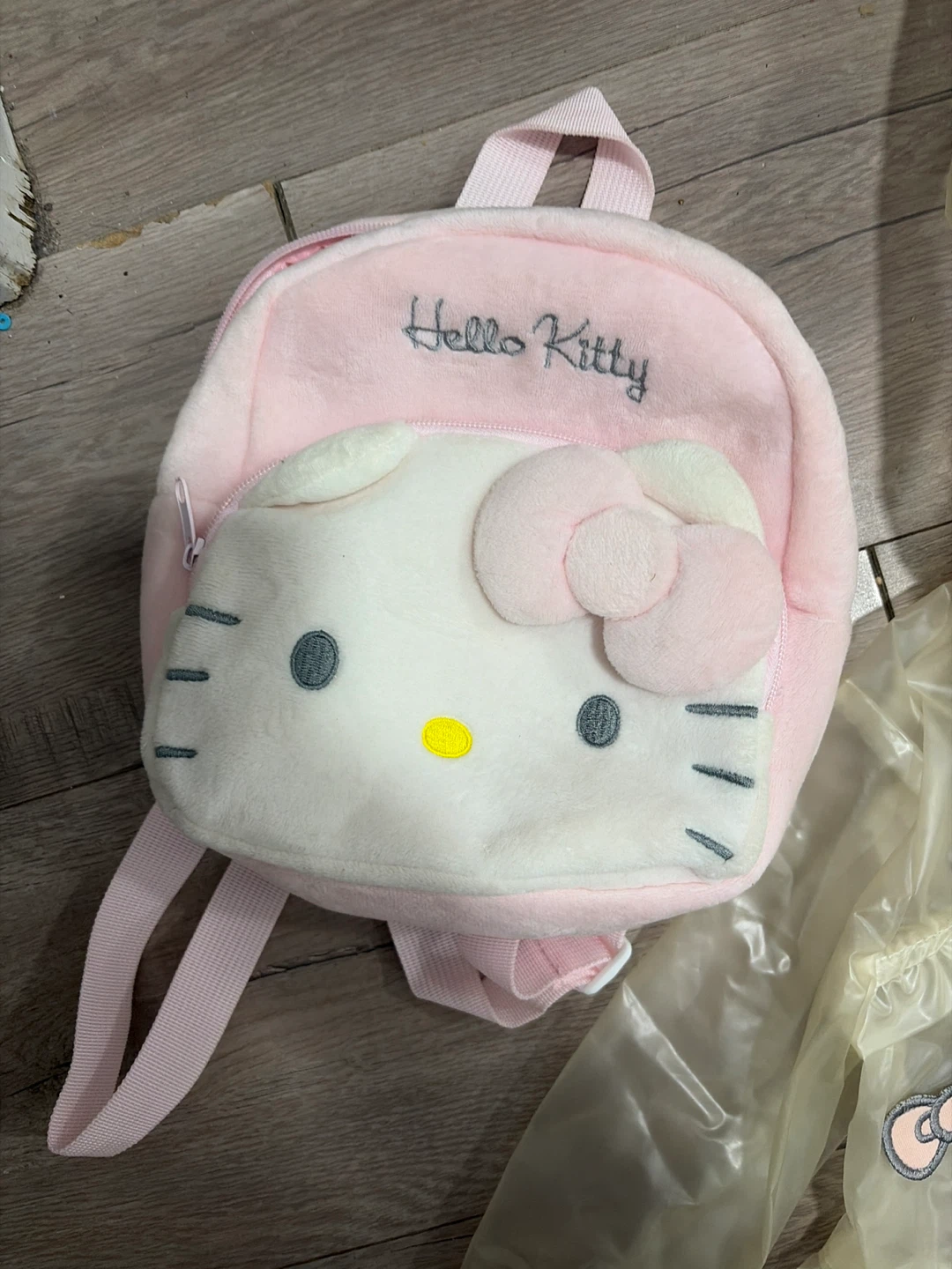 3 items HELLO KITTY. BATHING SUIT JACKET BACKPACK - photo 2