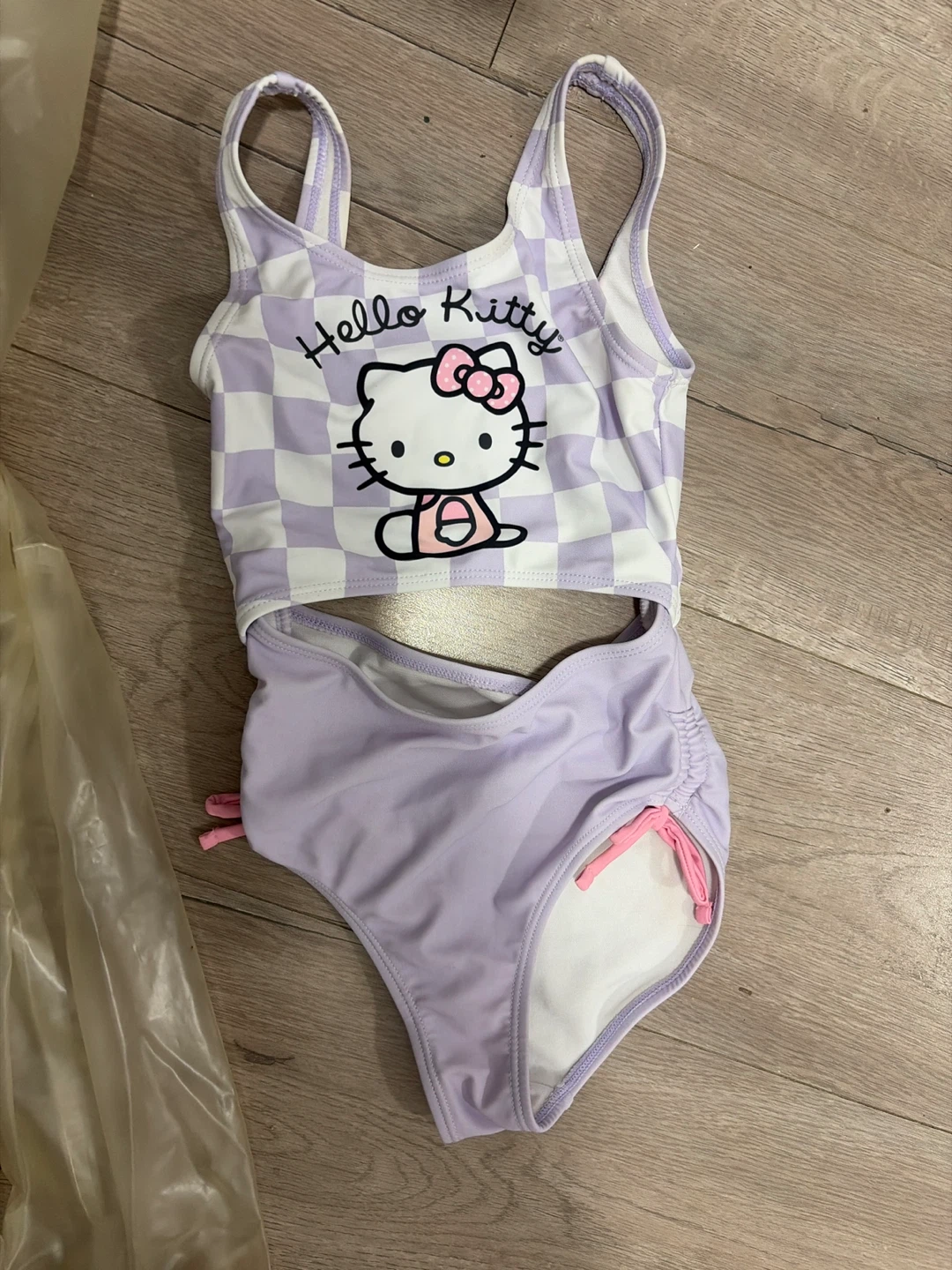 3 items HELLO KITTY. BATHING SUIT JACKET BACKPACK - photo 3