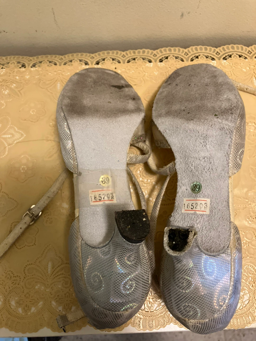WithPeace Silver Glitter Dance Shoes Size 39 - photo 3