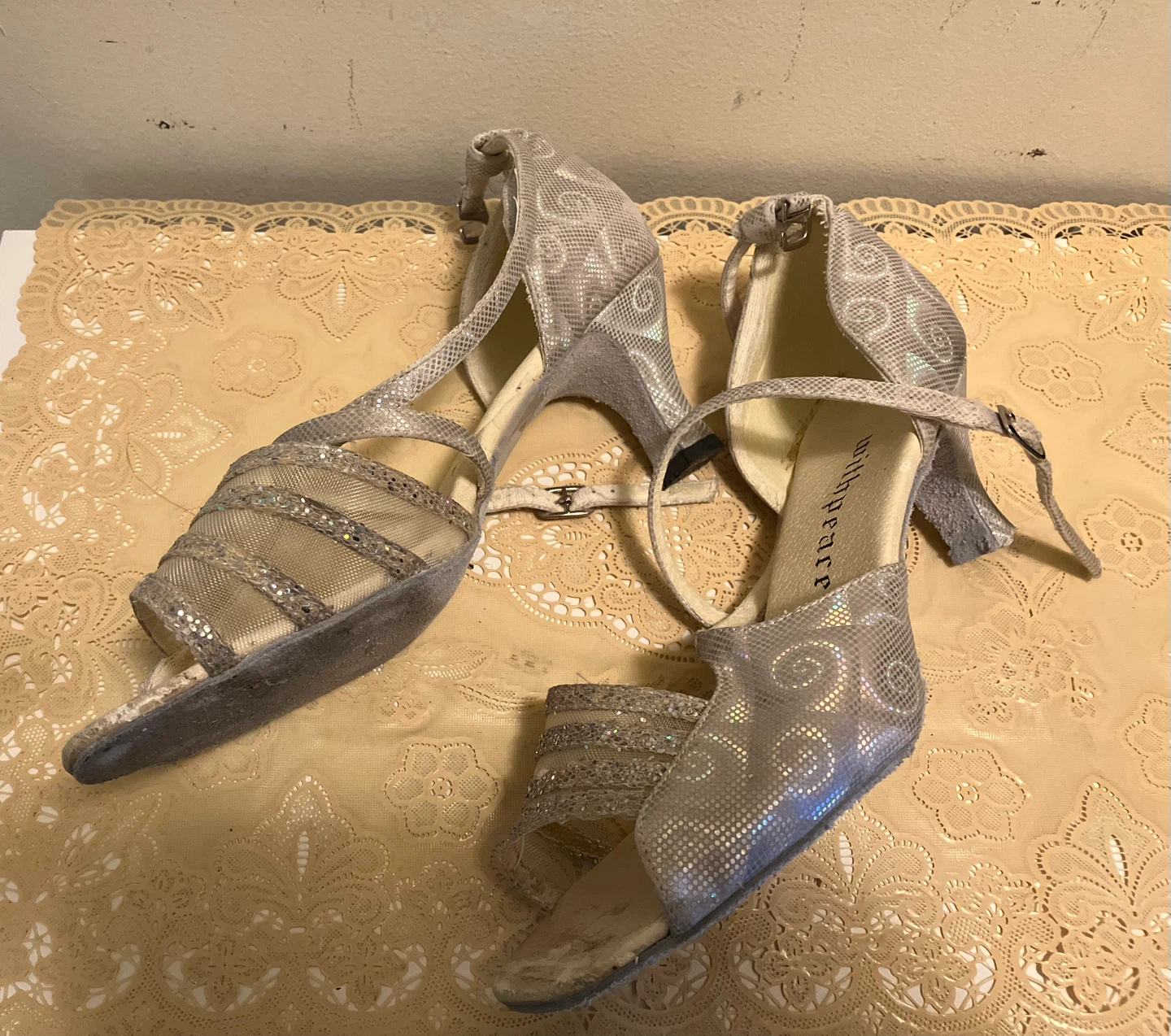 WithPeace Silver Glitter Dance Shoes Size 39 - photo 2