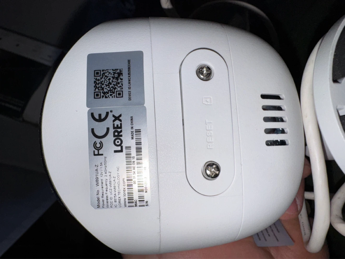 Lorex security camera,dual-lens Wi-Fi outdoor (Model W891UA-Z) - photo 5