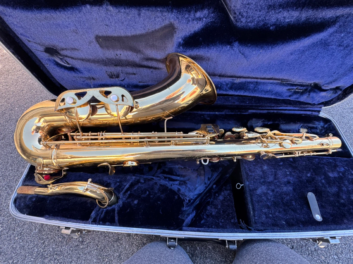 Gold Conn Tenor Saxophone in Case - photo 3