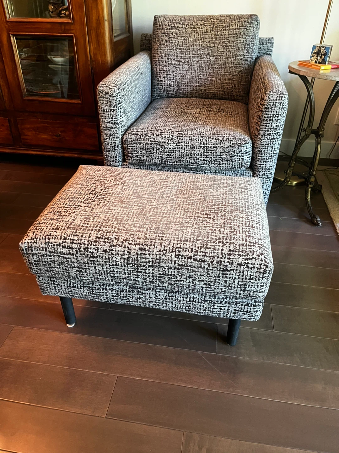 Accent Chair with Ottoman
