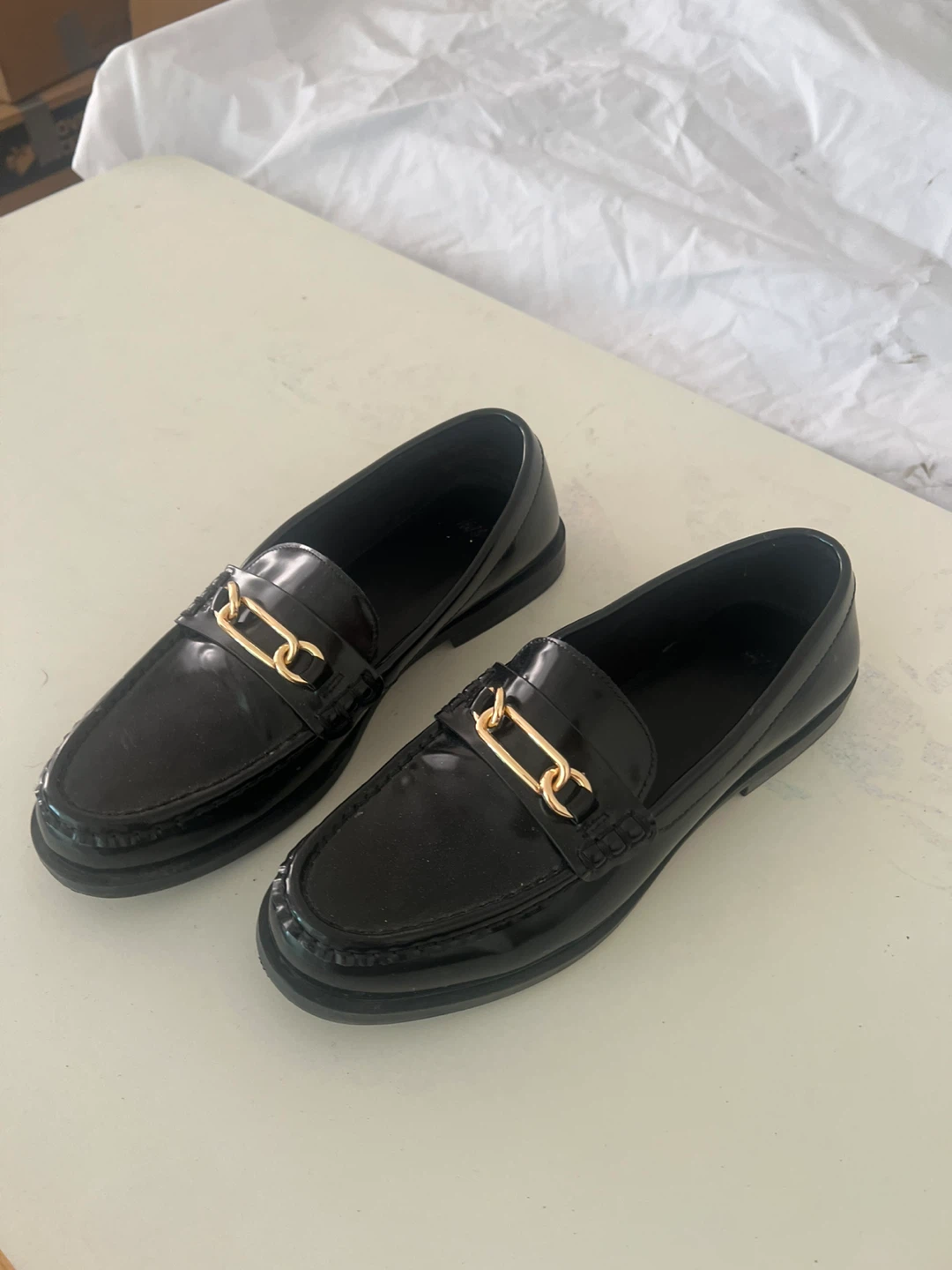 Black H&M Loafers with Gold Chain Detail - photo 2