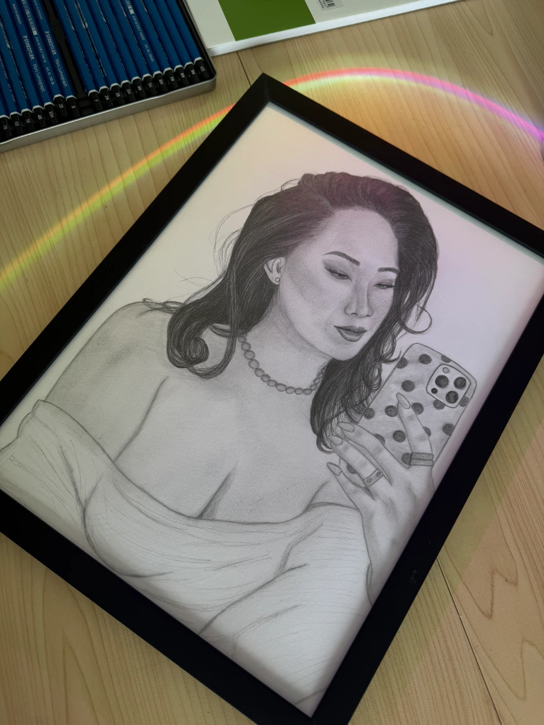 Customized portrait handmade graphite pencils