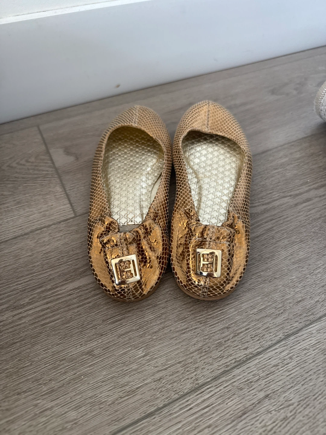 Halston Heritage Women's Ballet Flats - photo 3