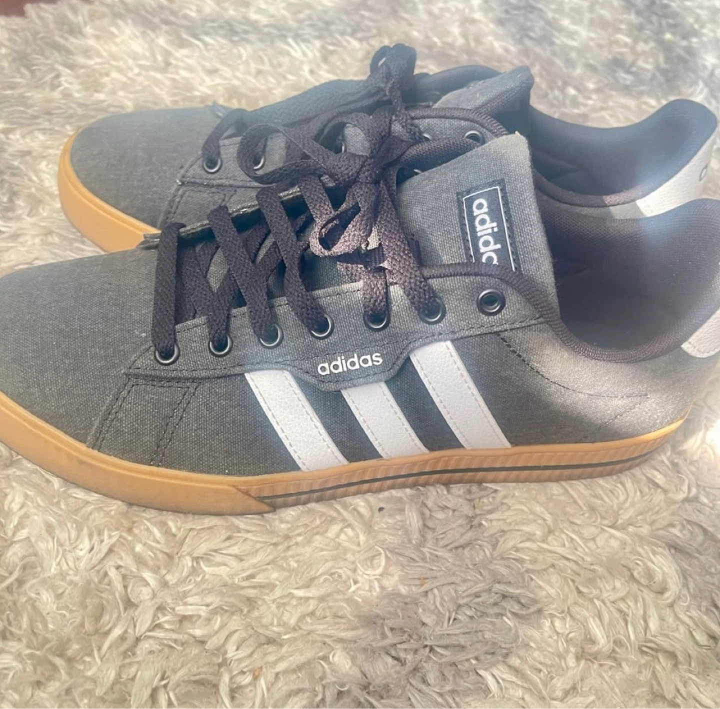 Adidas men’s sportswear shoes size US10