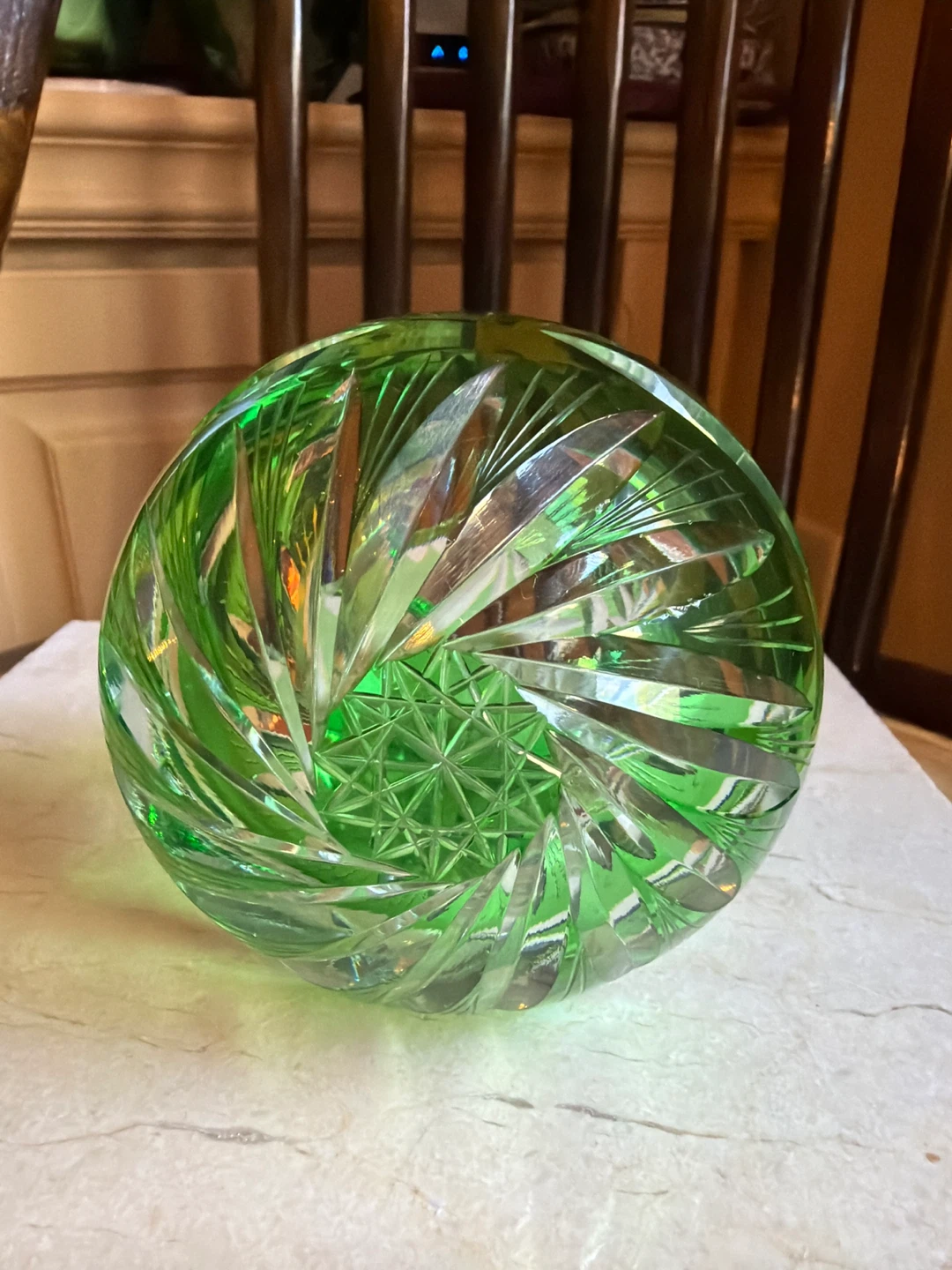 Stunning Vintage Lausitzer Green Glass Orb 🌱 - photo 3