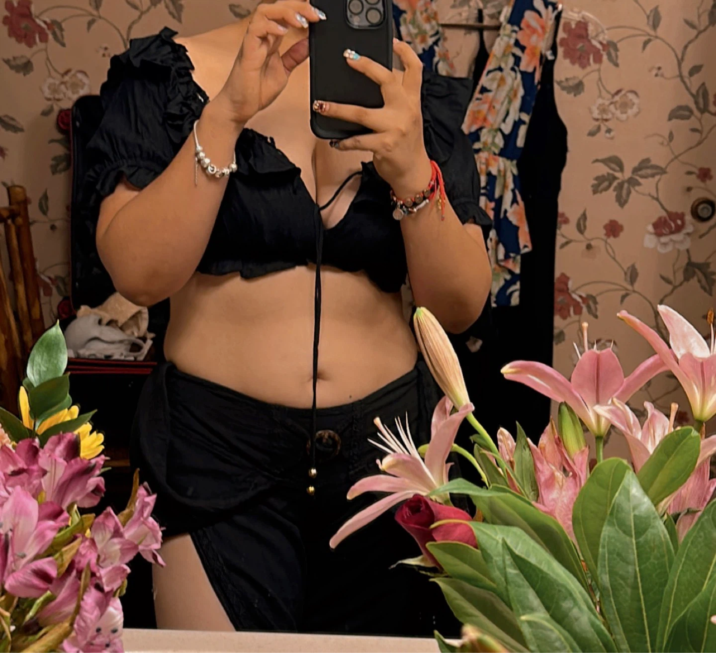 Black Puff Sleeve Ruffle Crop Top - photo 2