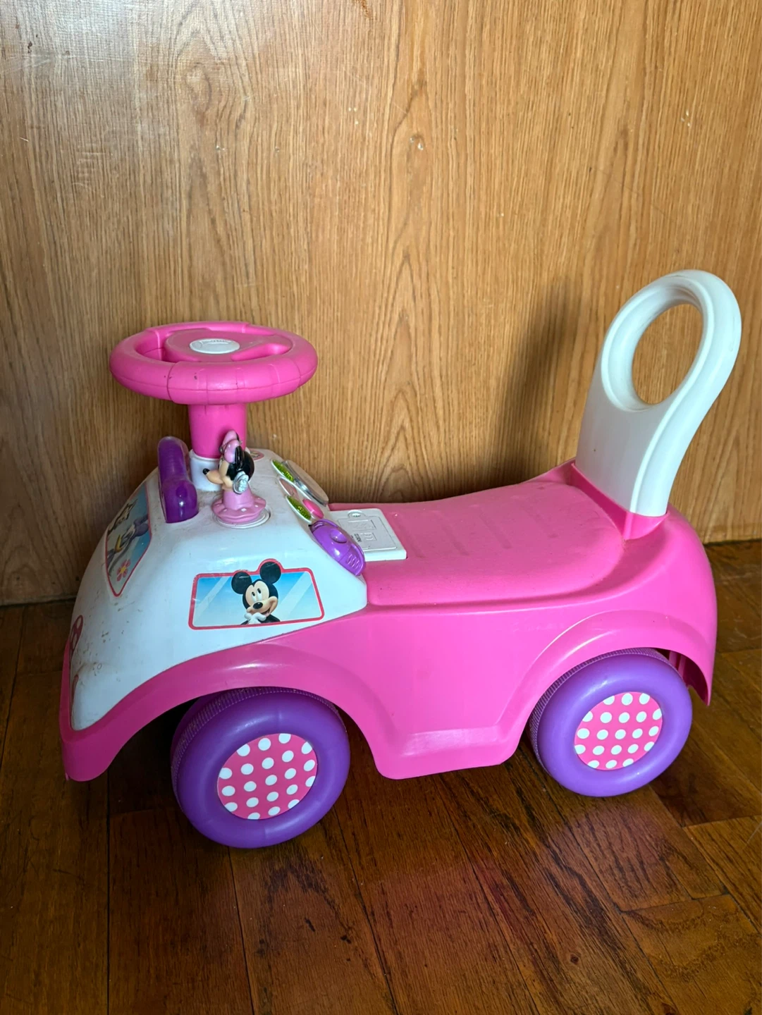 Disney Minnie Mouse Ride-On Car Toy - photo 2