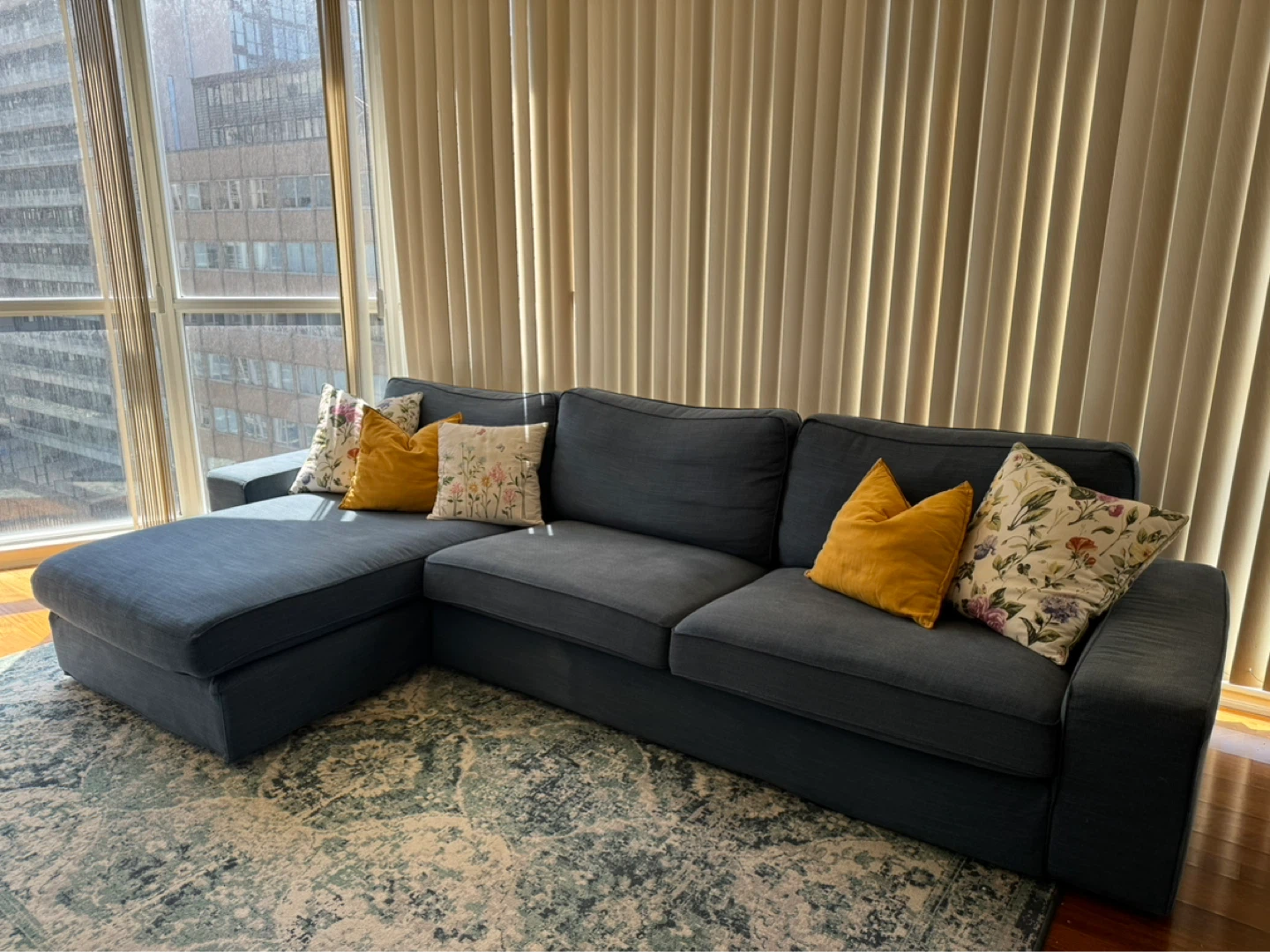 KIVIK Sofa with chaise lounge blue (ikea)