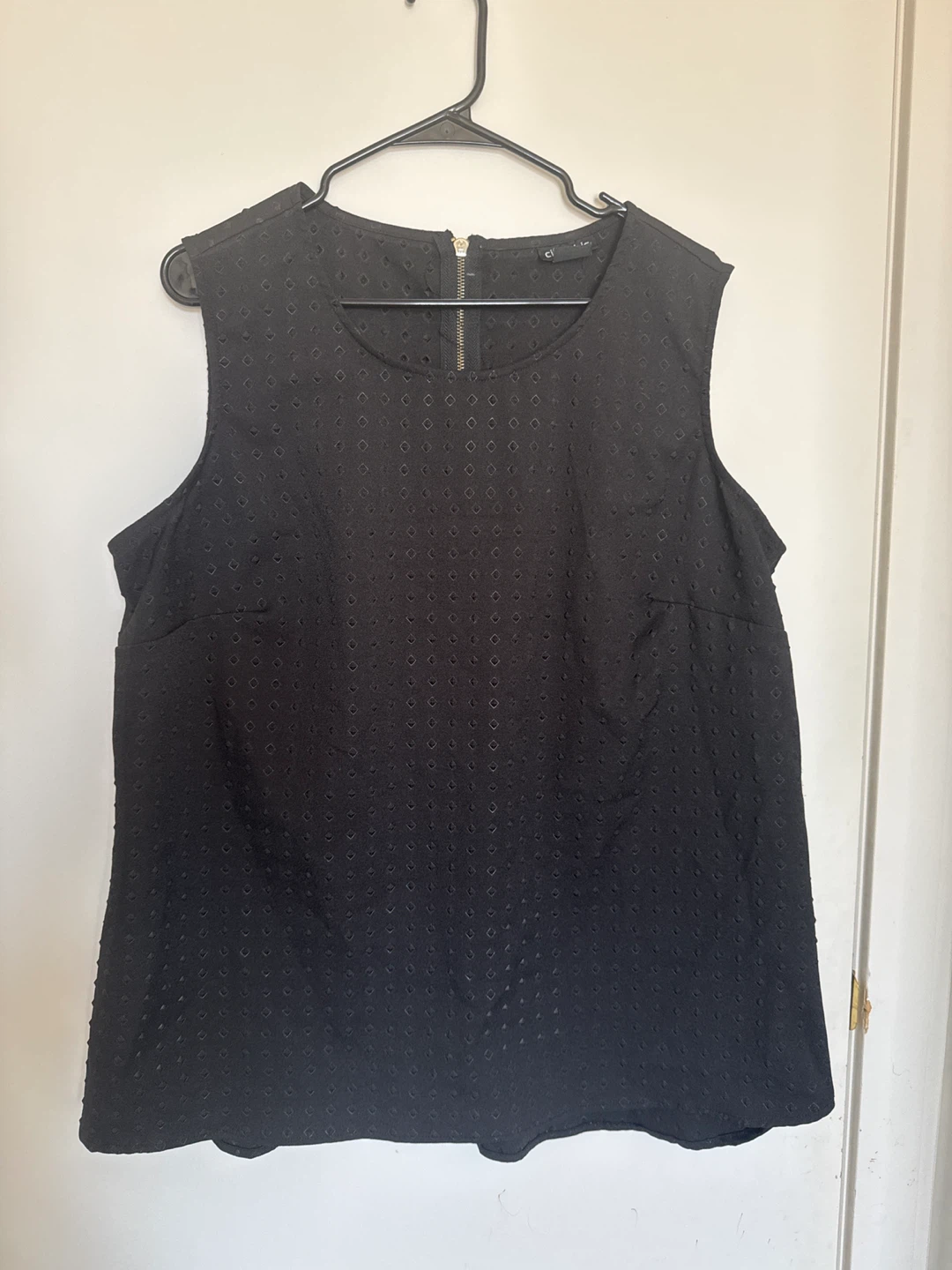 City Chic Black Sleeveless Textured Top - Size M