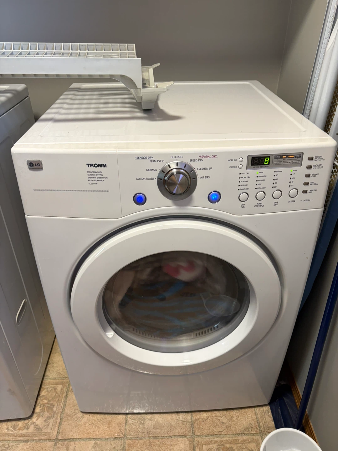 LG washing machine and dryer - photo 3