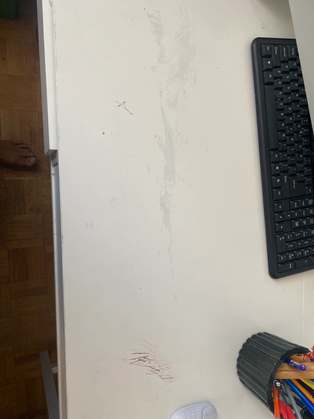 Ikea desk - photo 3