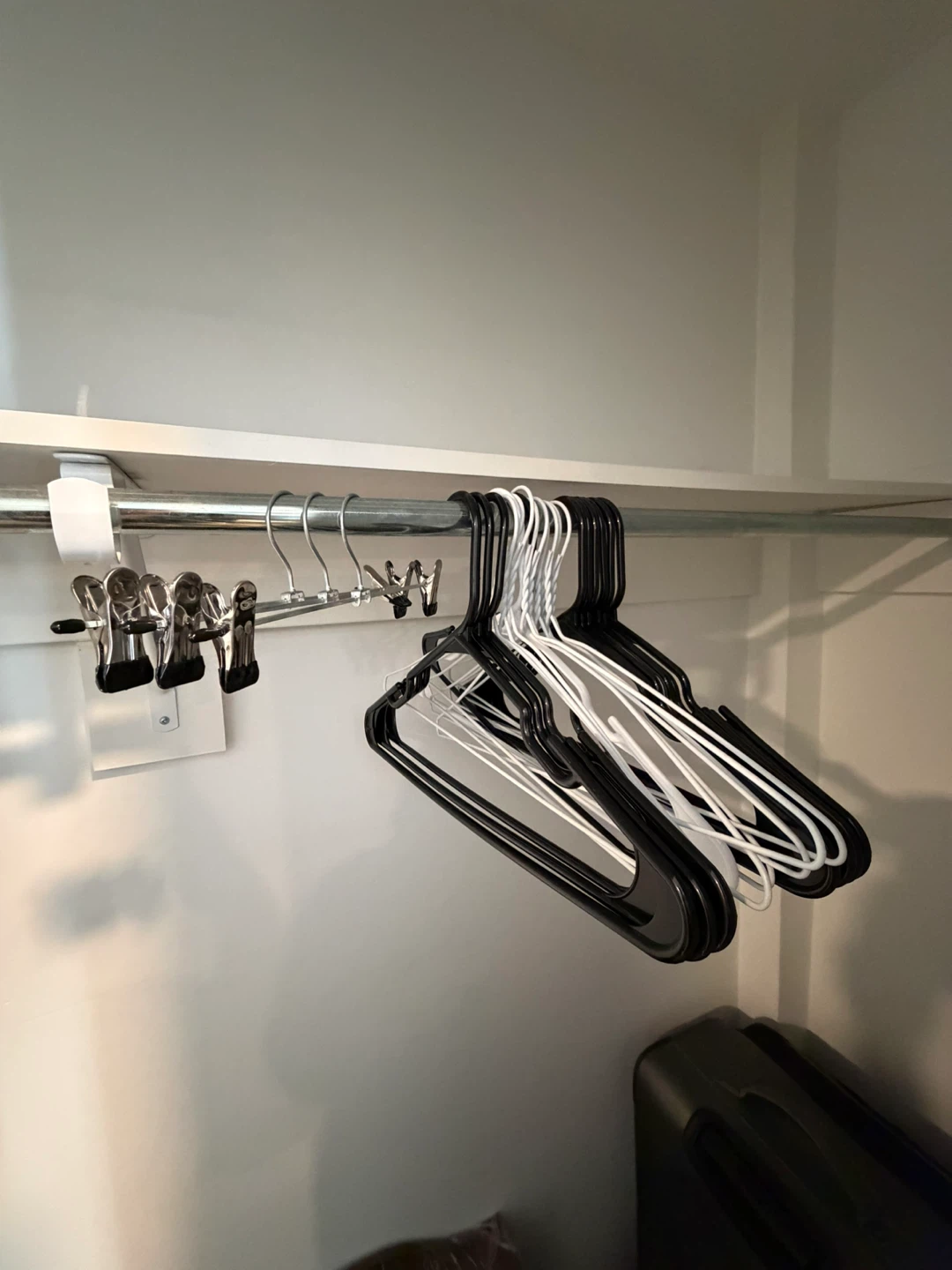 FREE HANGERS