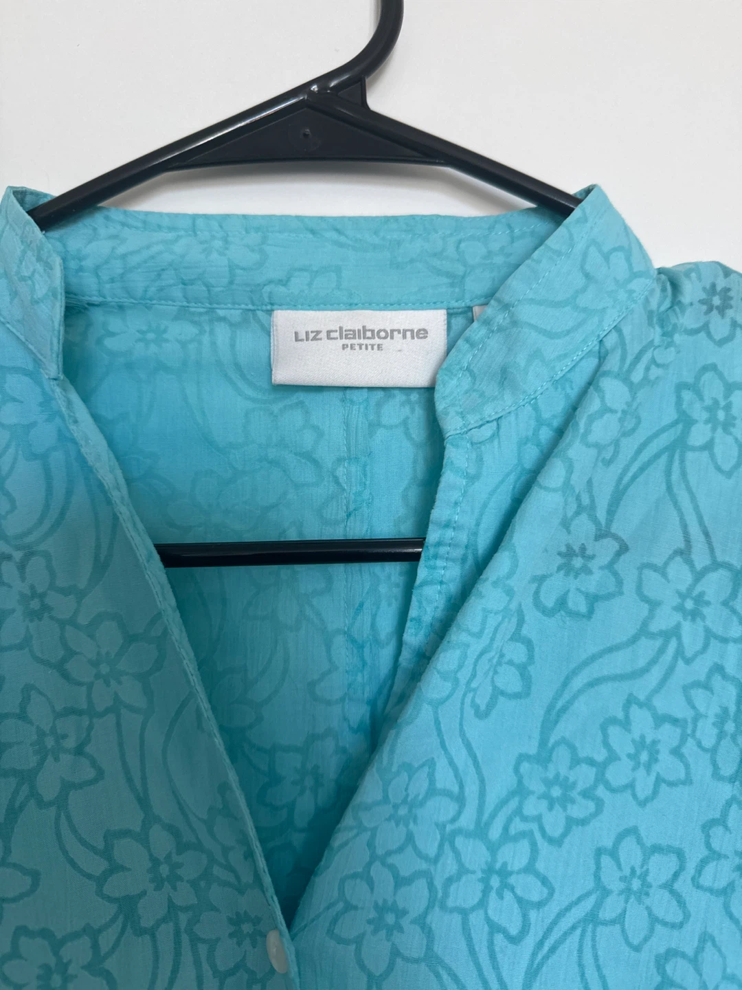 Liz Claiborne Petite Blue Floral Button-Up Shirt - photo 2