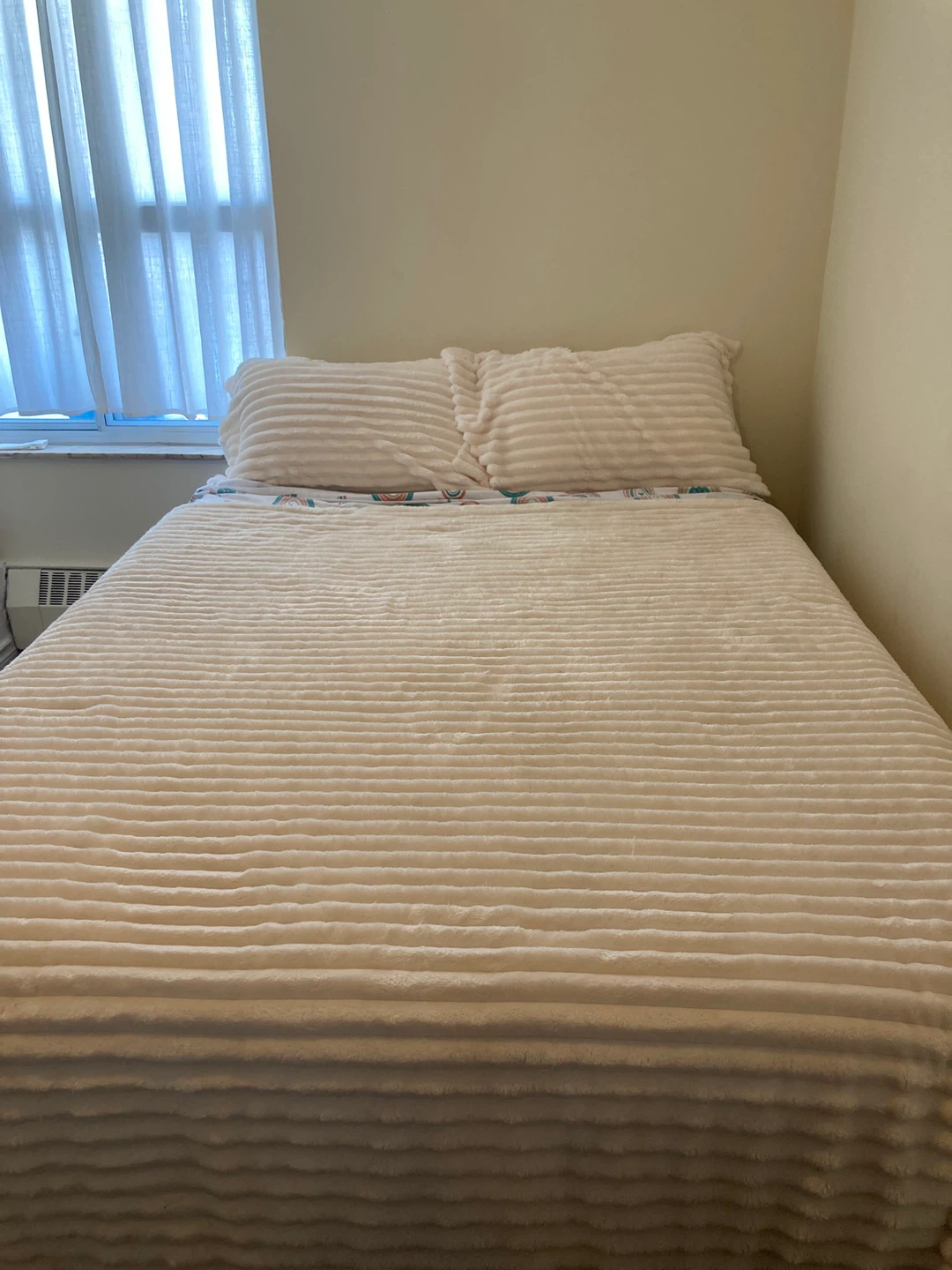 Off white Winter Comforter Set in King Size - photo 3