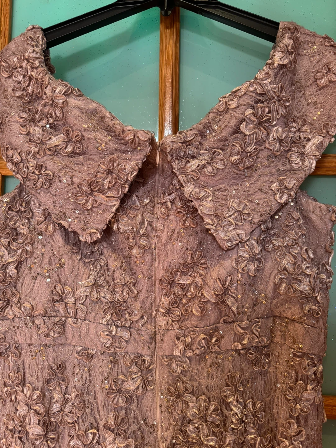 Xscape Women's Embellished Lace Gown - Size 16W - photo 4