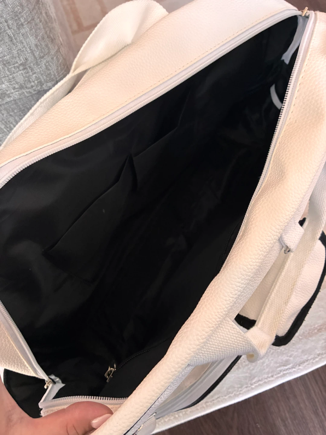 White Tennis Bag + 2 FREE Rackets - photo 5
