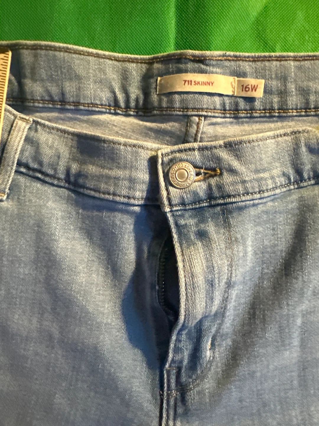 Levi's 711 Skinny Jeans - Women's Size 16W - photo 2