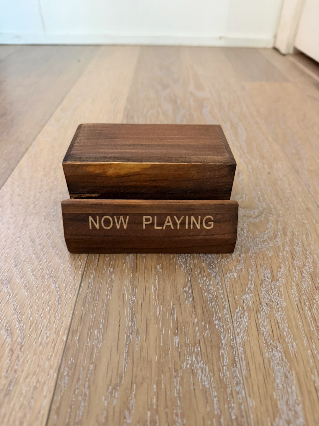 Wooden "Now Playing" Display Stand for Vinyl - photo 2