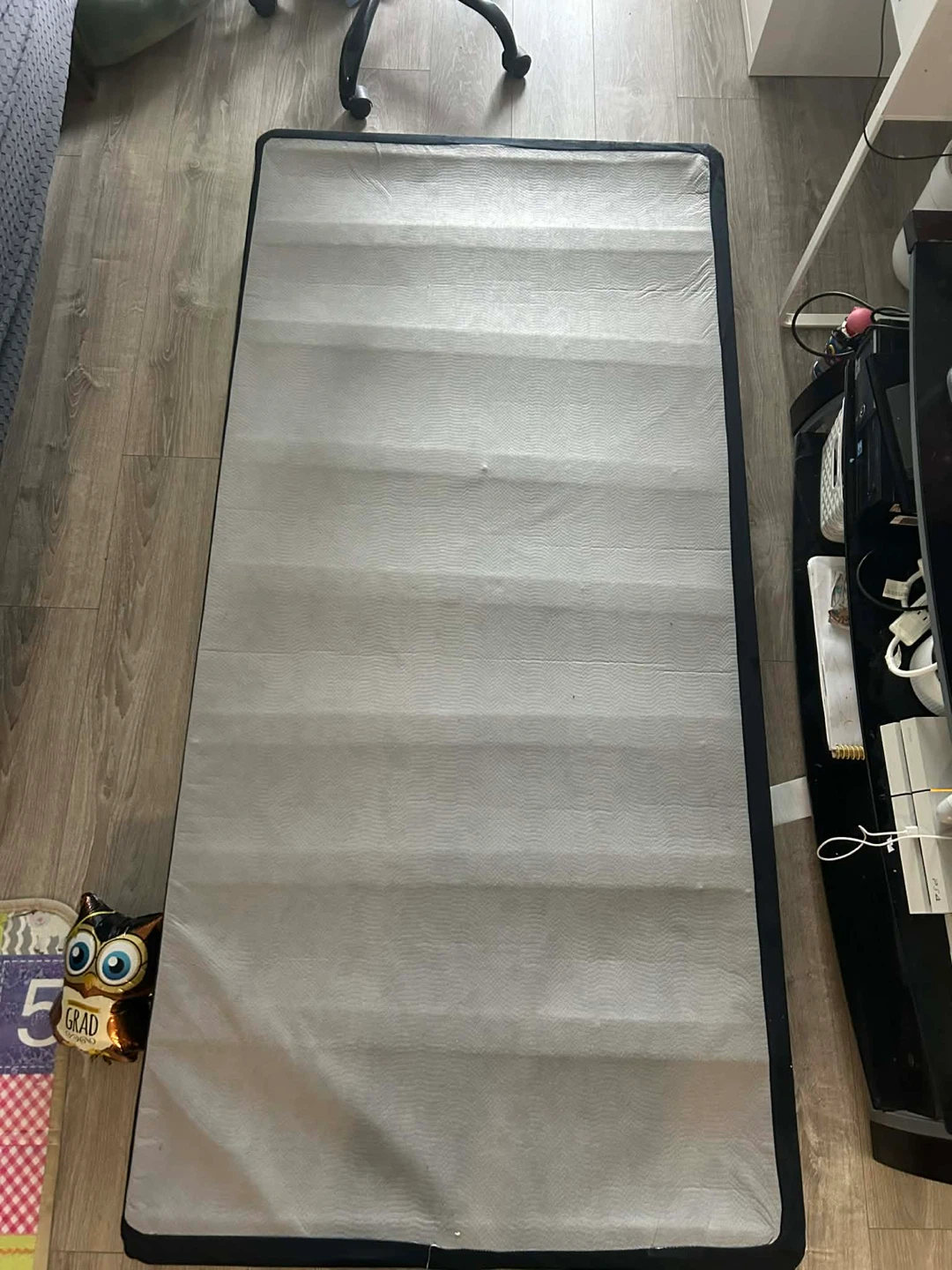 Twin Size Metal Bed Frame/Box Spring