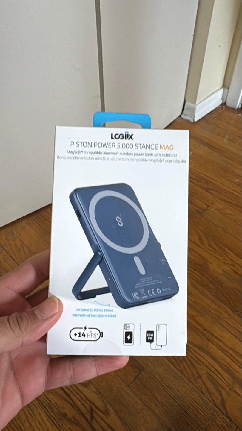 LOGIIX Piston Power 5,000 Stance Mag Power Bank with Kickstand