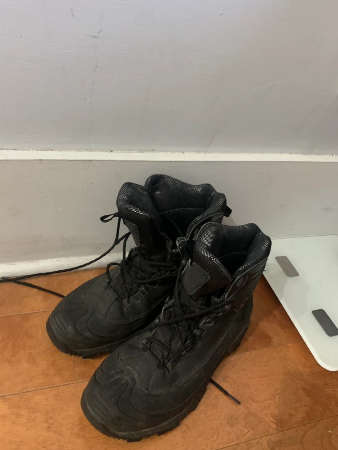 Columbia Black Winter Boots size 10.5 men - photo 3