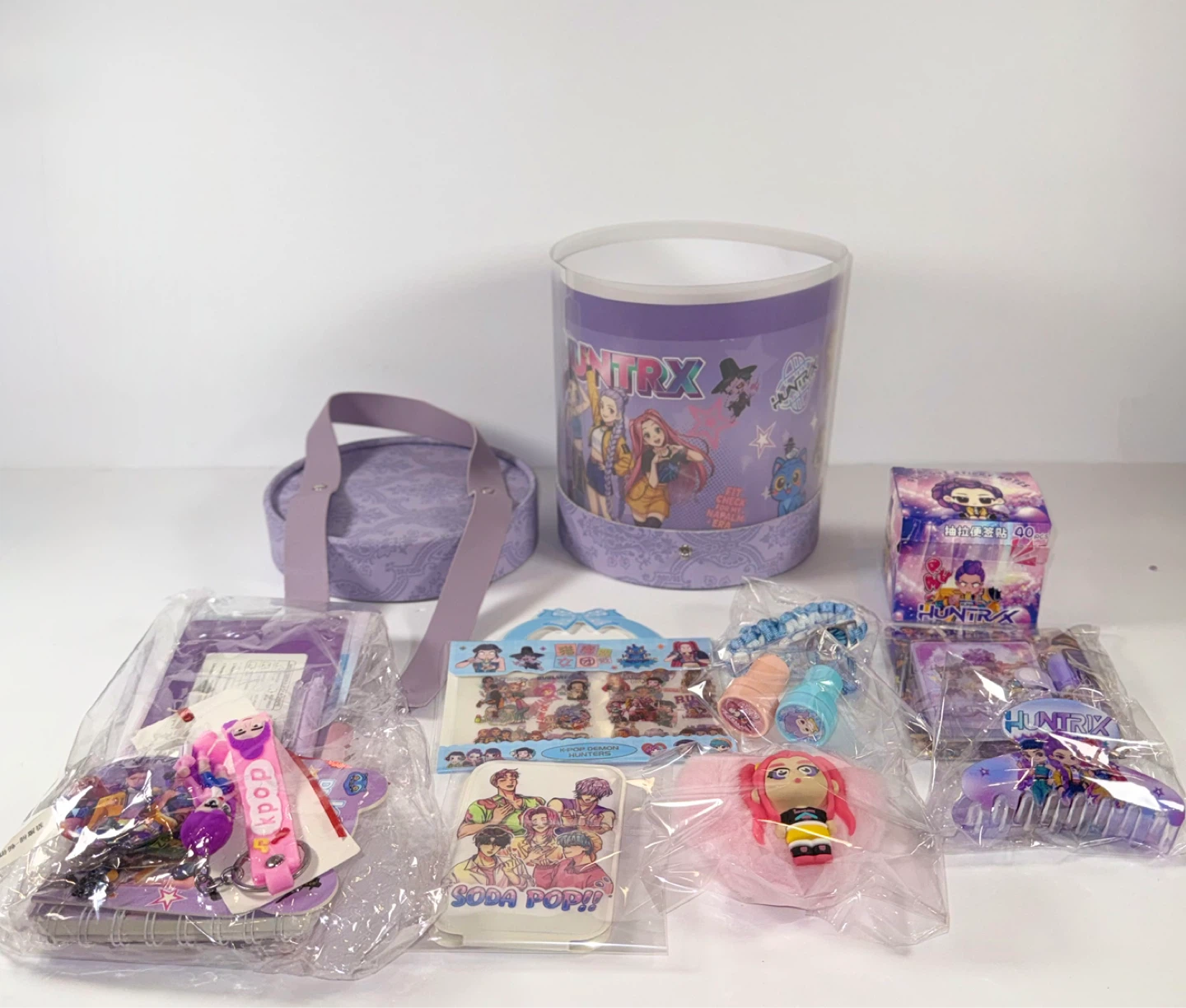 Huntrix Kids Accessories Set with  Bag and Storage - photo 3