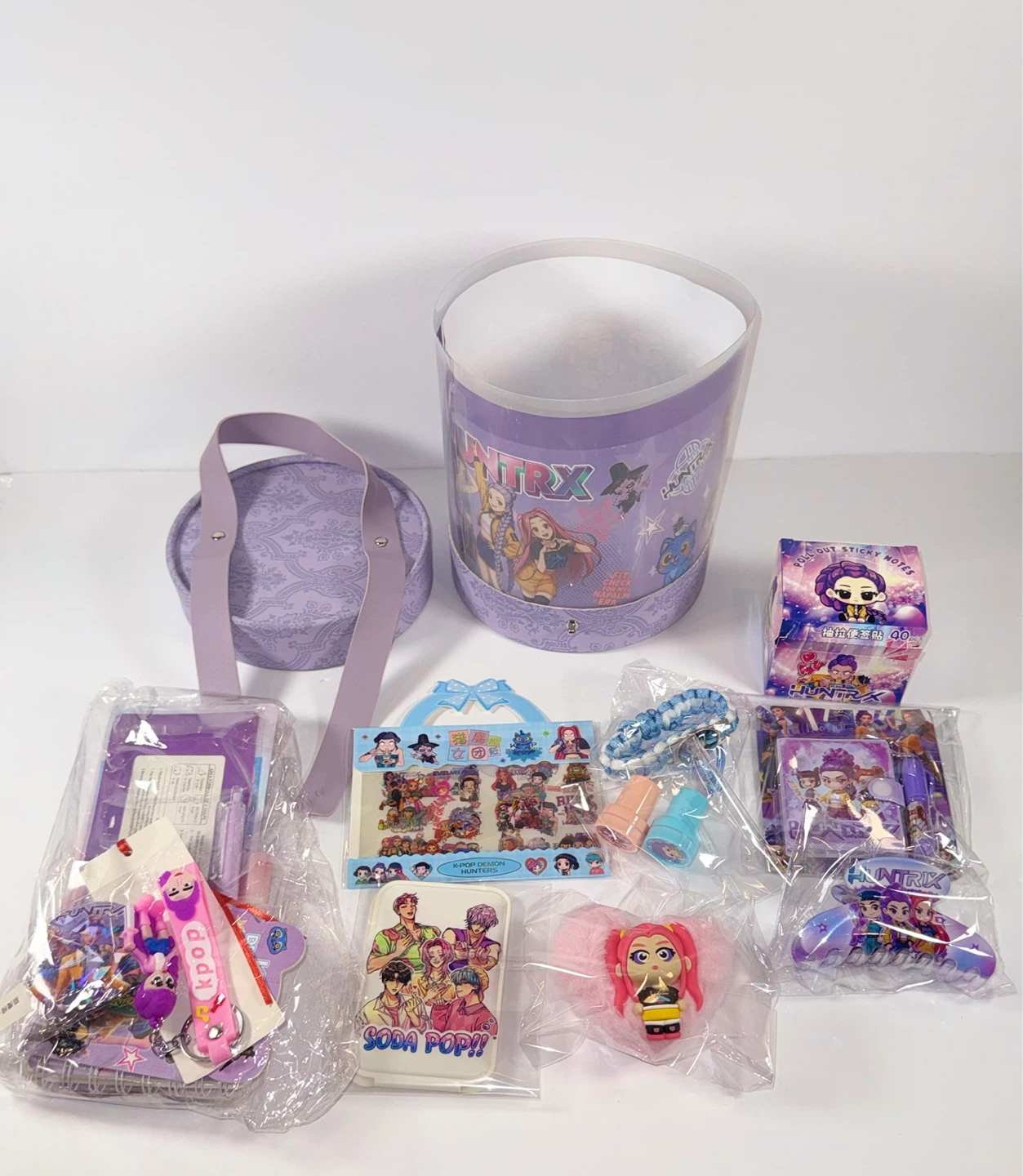 Huntrix Kids Accessories Set with  Bag and Storage - photo 2