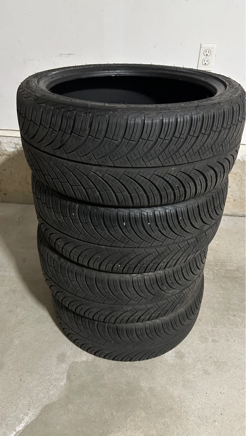 🌱 Set of 4 Tires - 225/40ZR18 92W XL - photo 2