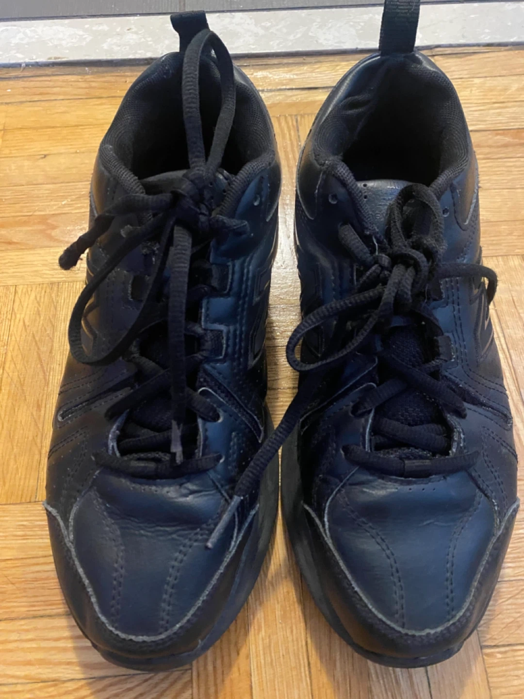 New Balance WX608AB5 Black Slip Resistant Shoes - Size 7.5🌱