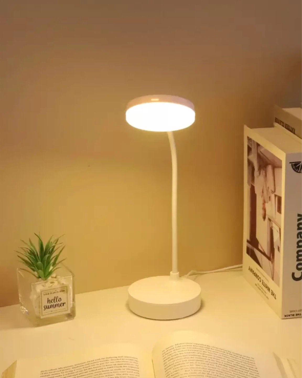 Desk Lamp - USB powered, Adjustable Light - photo 5