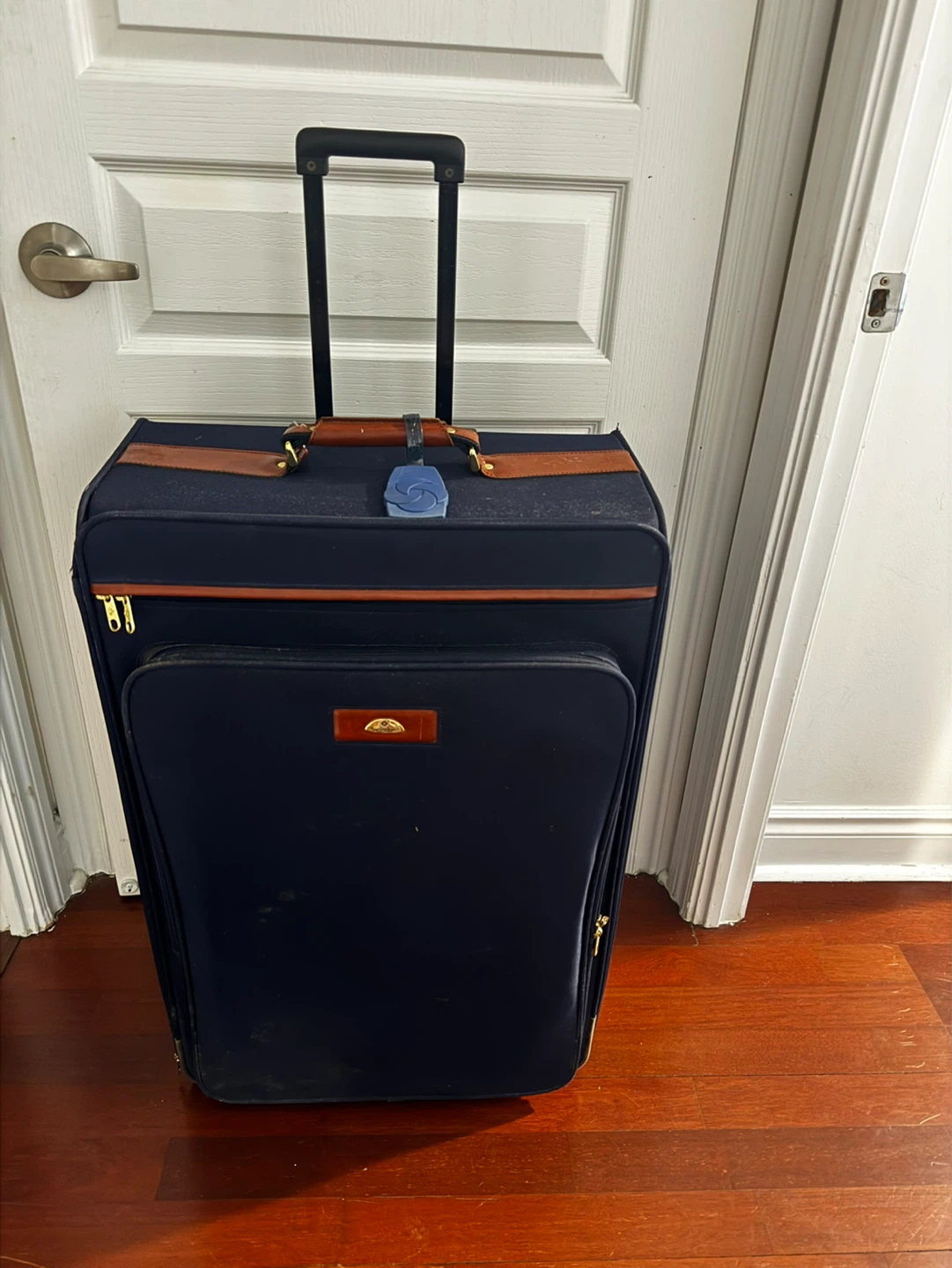 Samsonite Navy Blue Rolling Suitcase