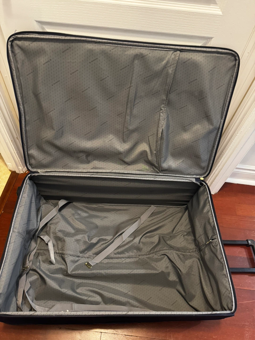 Samsonite Navy Blue Rolling Suitcase - photo 3