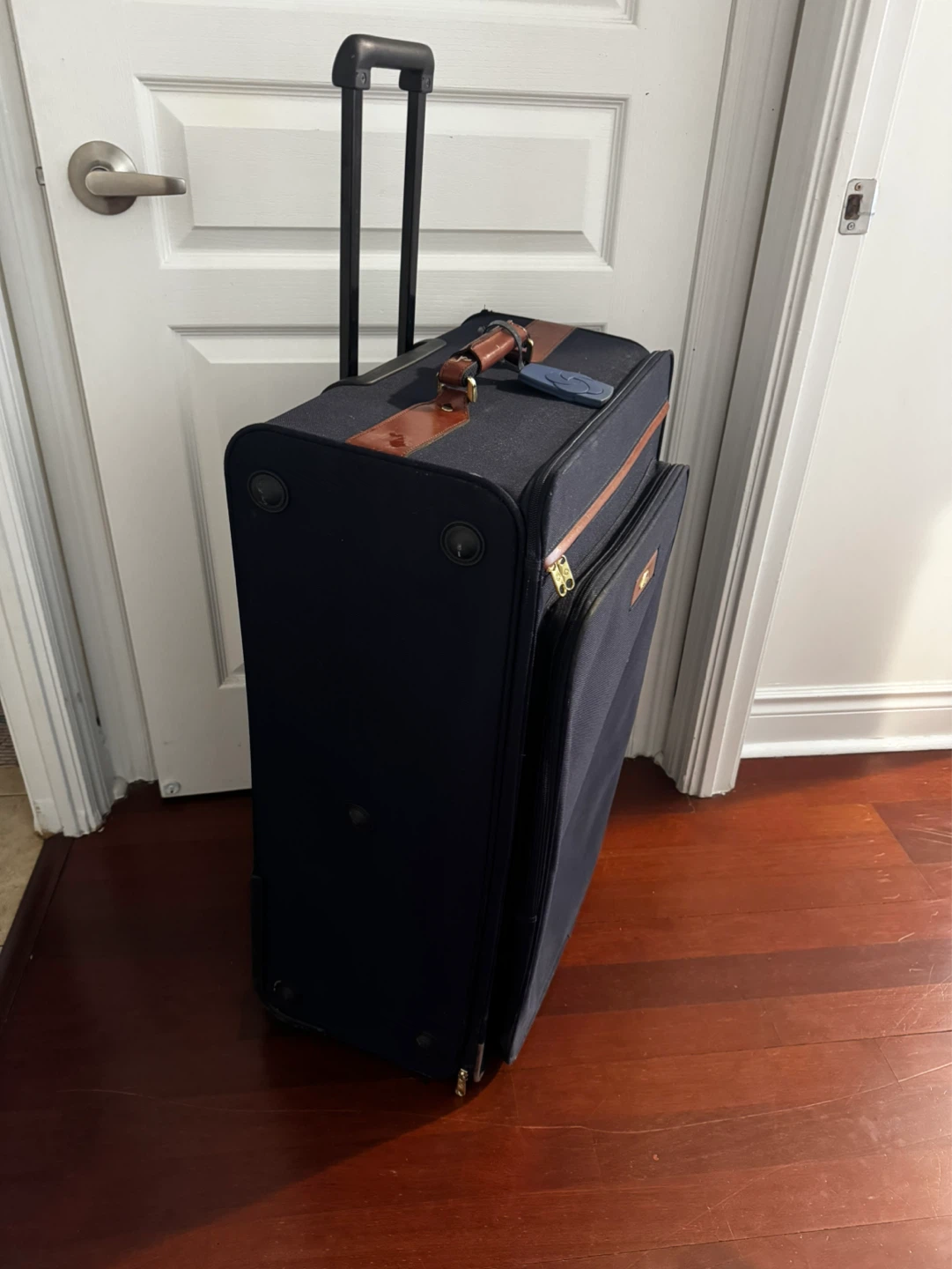 Samsonite Navy Blue Rolling Suitcase - photo 2