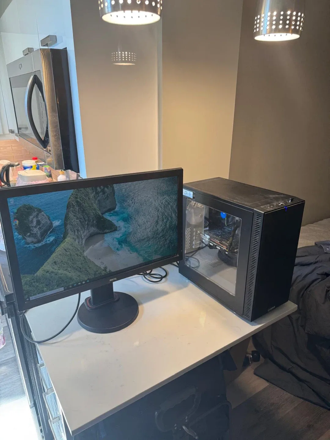 Gaming PC i7-8700 + GTX 1060 + 16GB RAM + 24” BenQ Monitor